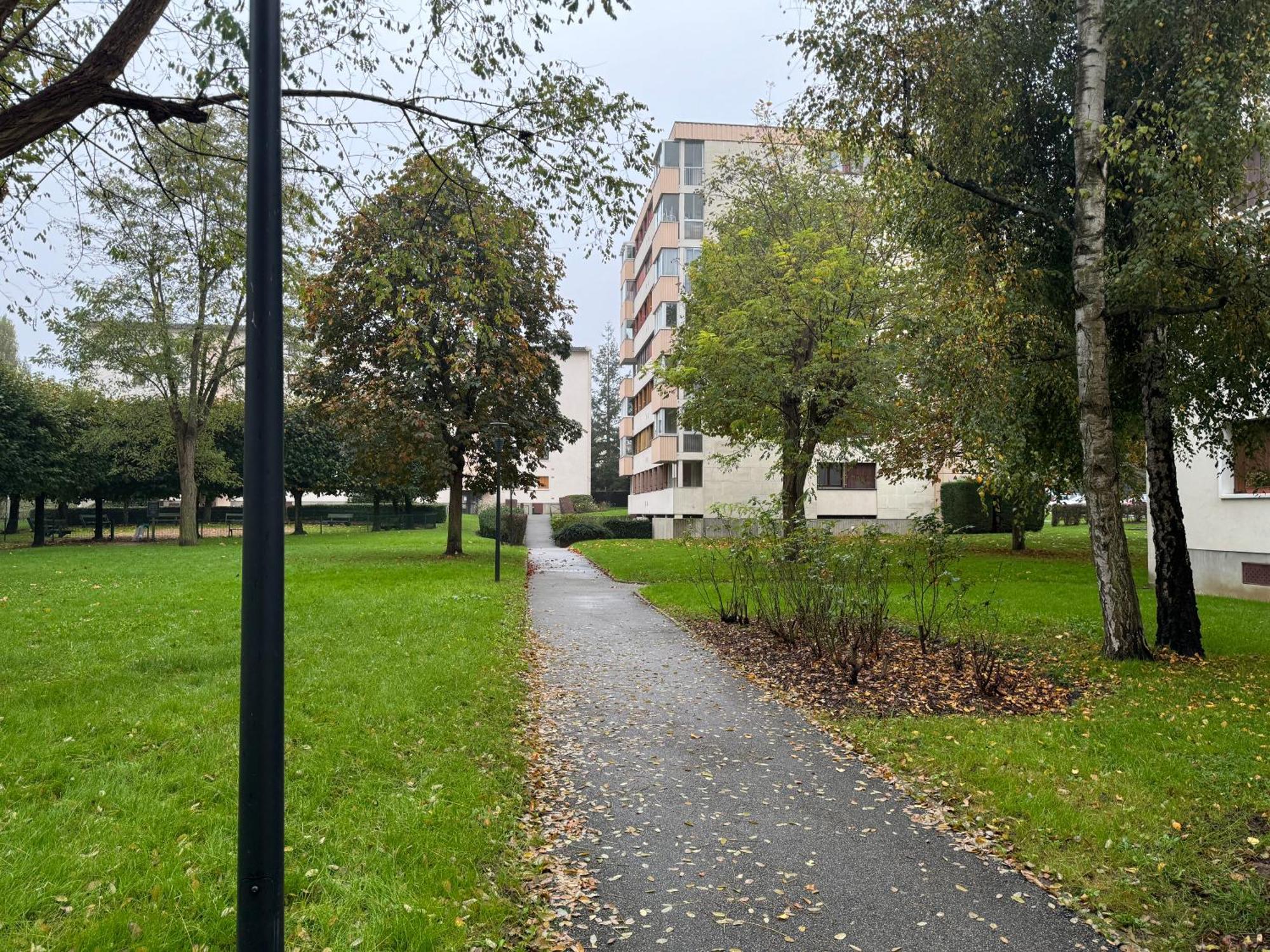 Appartement Periurbain De Paris Et Versailles Les Clayes-Sous-Bois Ngoại thất bức ảnh
